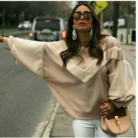 Zara Tops - Zara faux fur Cversized Dolman FLuffy Sweatshirt